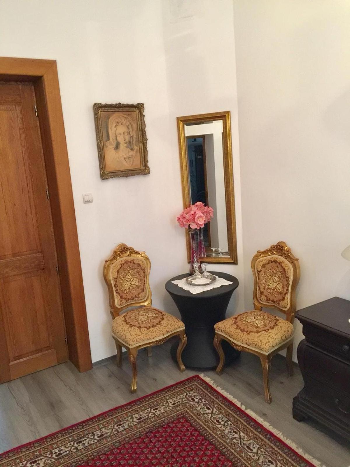 Il Piccolo Castello Buşteni Dış mekan fotoğraf