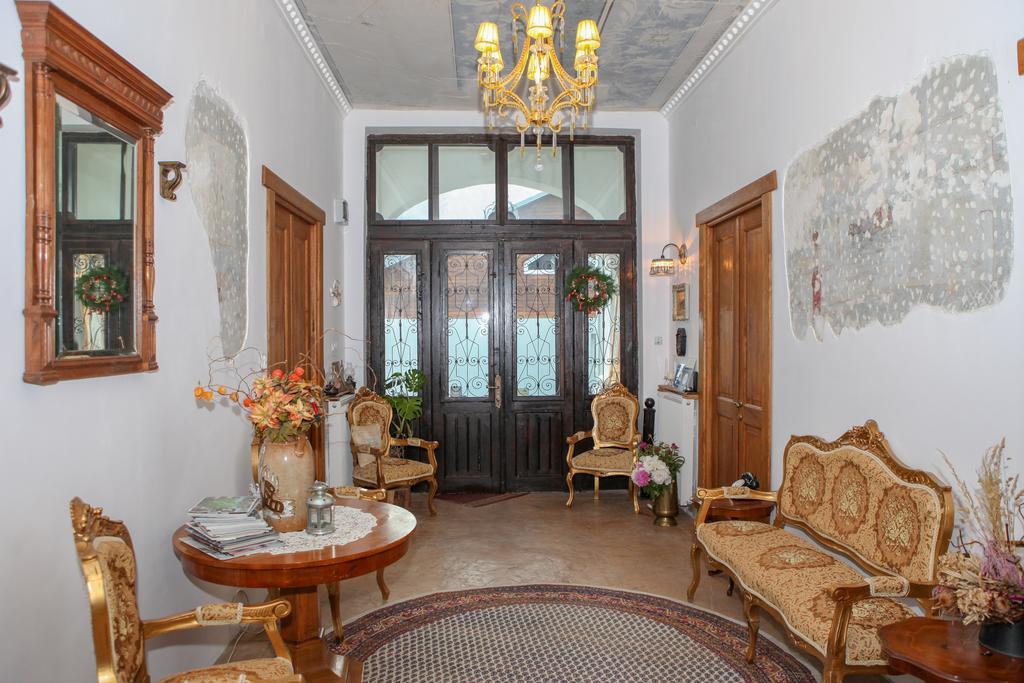 Il Piccolo Castello Buşteni Dış mekan fotoğraf